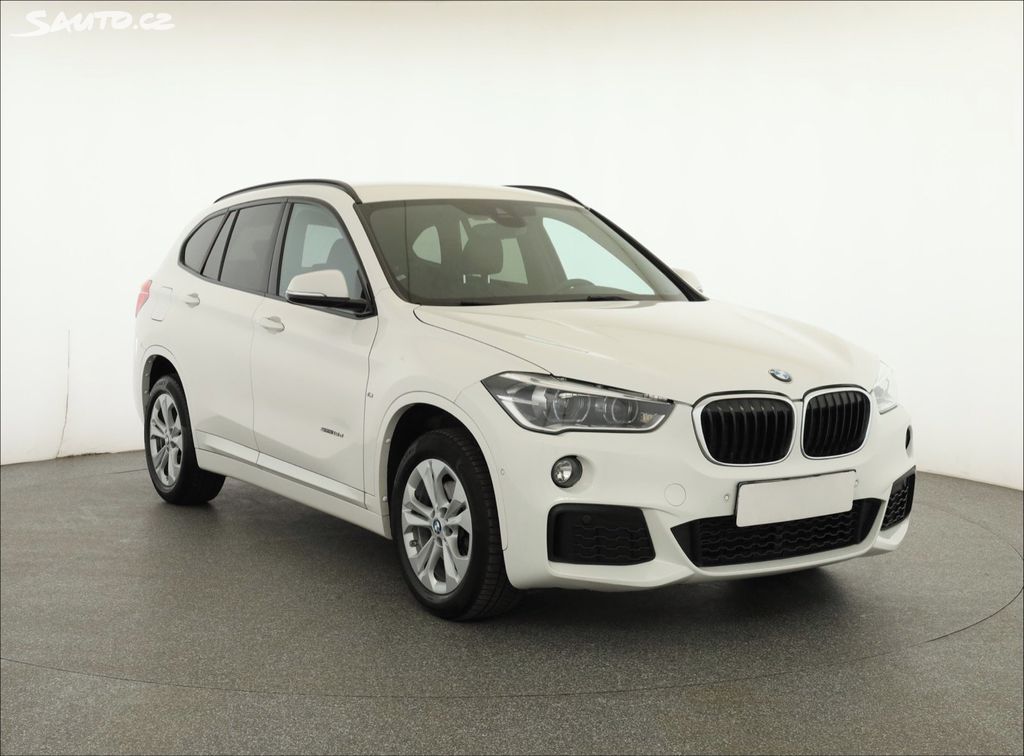 BMW X1, sDrive18d, NOVÁ CENA, Automat
